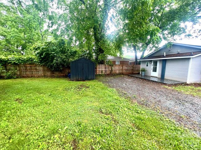 320 Skyland Avenue, Charlotte, NC 28205