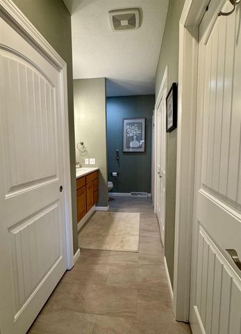 1256 CAMERON CIRCLE, Neenah, WI 54956