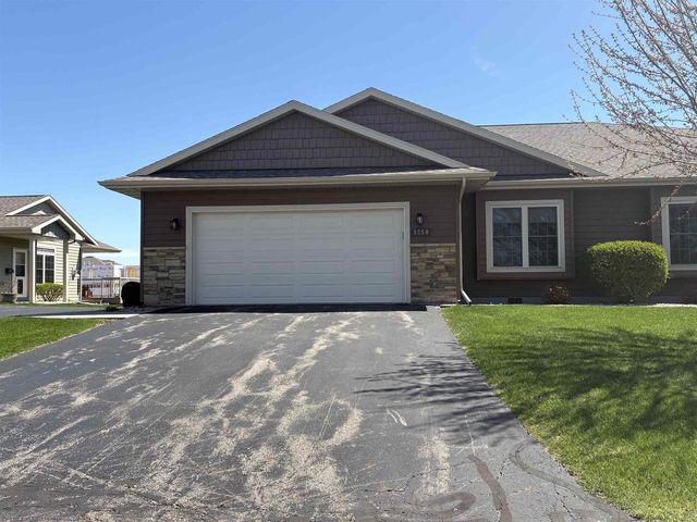 1256 CAMERON CIRCLE, Neenah, WI 54956