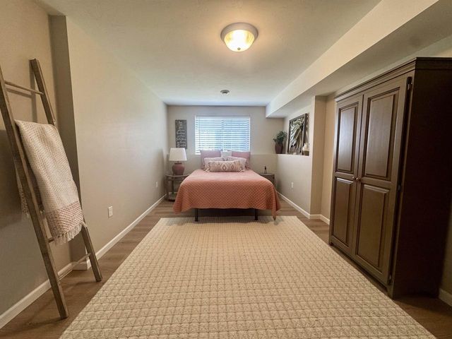 1256 CAMERON CIRCLE, Neenah, WI 54956