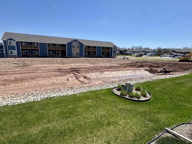 1256 CAMERON CIRCLE, Neenah, WI 54956