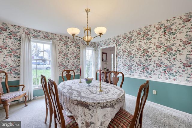 2977 HEARTHSIDE LN, Lancaster, PA 17601