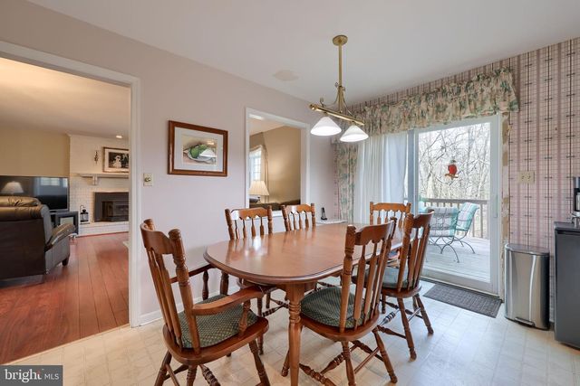 2977 HEARTHSIDE LN, Lancaster, PA 17601