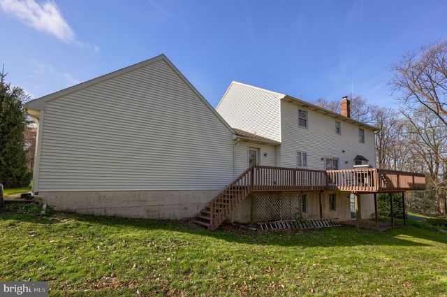 2977 HEARTHSIDE LN, Lancaster, PA 17601