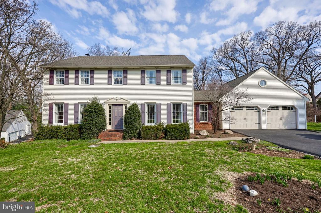 2977 HEARTHSIDE LN, Lancaster, PA 17601