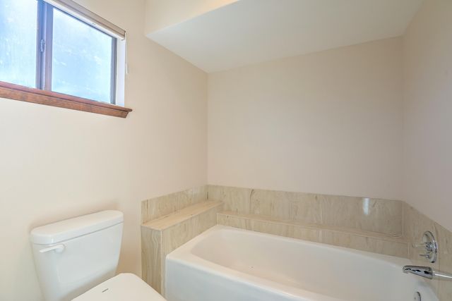 412 Live Oak Loop NE, Albuquerque, NM 87122