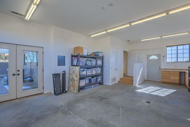 412 Live Oak Loop NE, Albuquerque, NM 87122