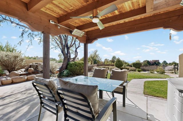 412 Live Oak Loop NE, Albuquerque, NM 87122