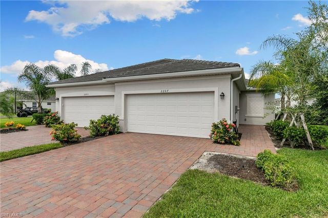 2207 Dragonfruit WAY, Naples, FL 34120
