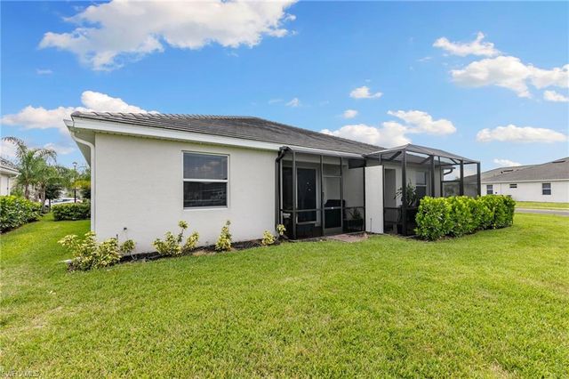 2207 Dragonfruit WAY, Naples, FL 34120