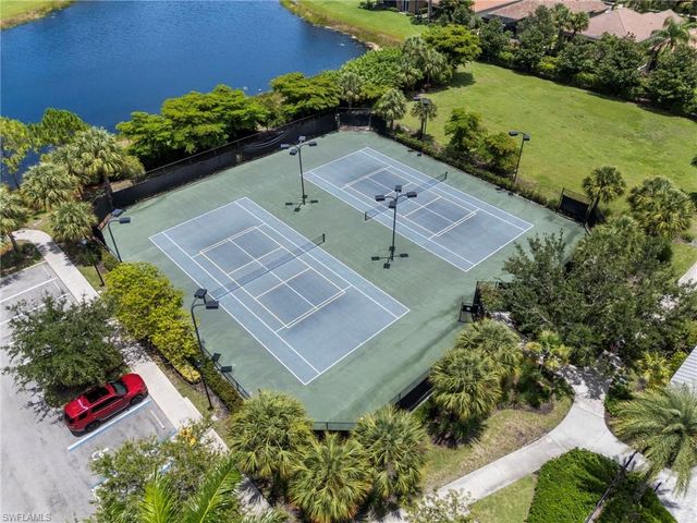 2207 Dragonfruit WAY, Naples, FL 34120