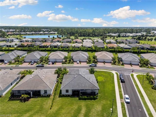 2207 Dragonfruit WAY, Naples, FL 34120