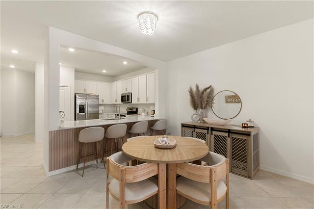 2207 Dragonfruit WAY, Naples, FL 34120