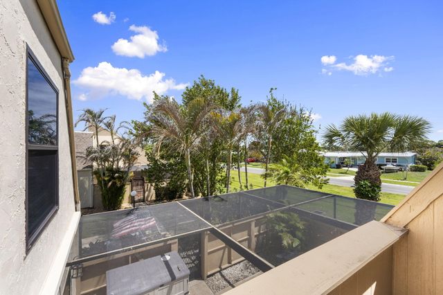 1100 SE Mitchell Ave Apt 204, Port St Lucie, FL 34952