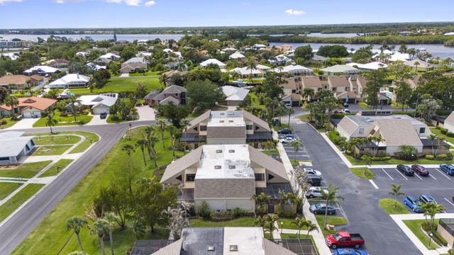 1100 SE Mitchell Ave Apt 204, Port St Lucie, FL 34952