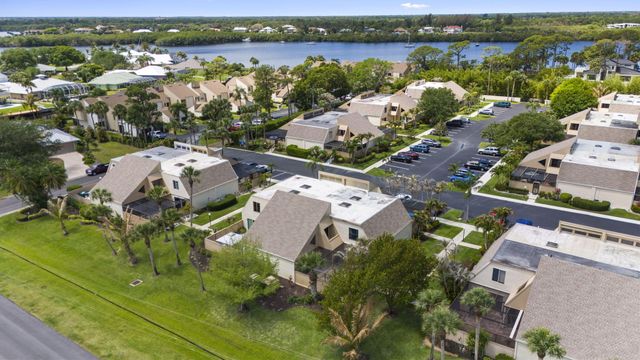 1100 SE Mitchell Ave Apt 204, Port St Lucie, FL 34952