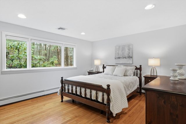 1015 Johnson, North Andover, MA 01845