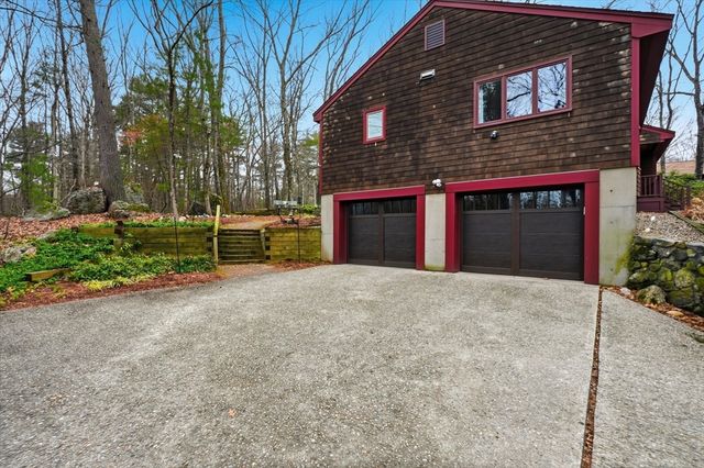 1015 Johnson, North Andover, MA 01845