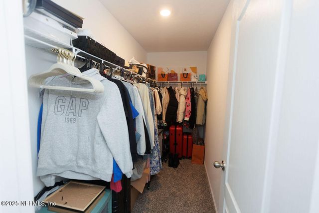 12534 RUSSIAN OLIVE Road, Jacksonville, FL 32218