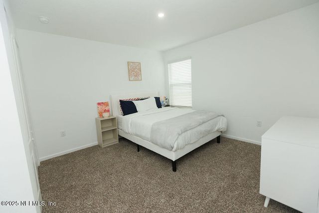 12534 RUSSIAN OLIVE Road, Jacksonville, FL 32218