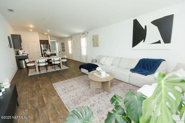 12534 RUSSIAN OLIVE Road, Jacksonville, FL 32218