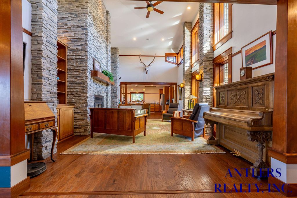 17 Thistle Rd, Cody, WY 82414 photo 3