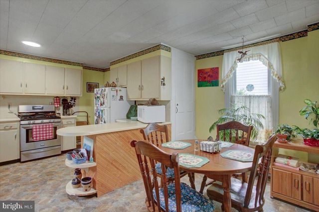 351 E BURD ST, Shippensburg, PA 17257