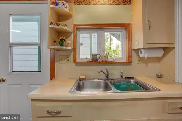 351 E BURD ST, Shippensburg, PA 17257
