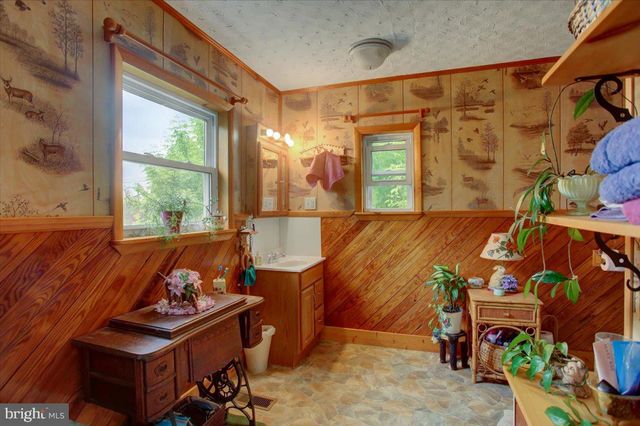 351 E BURD ST, Shippensburg, PA 17257