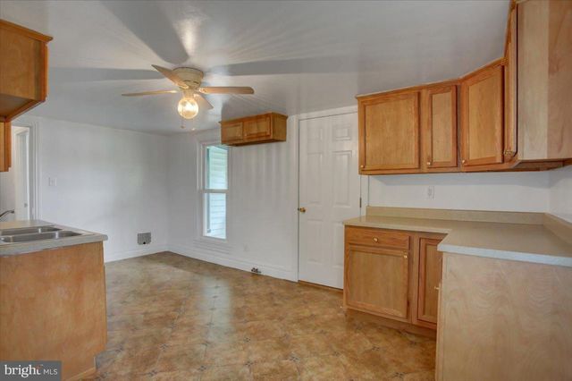 351 E BURD ST, Shippensburg, PA 17257