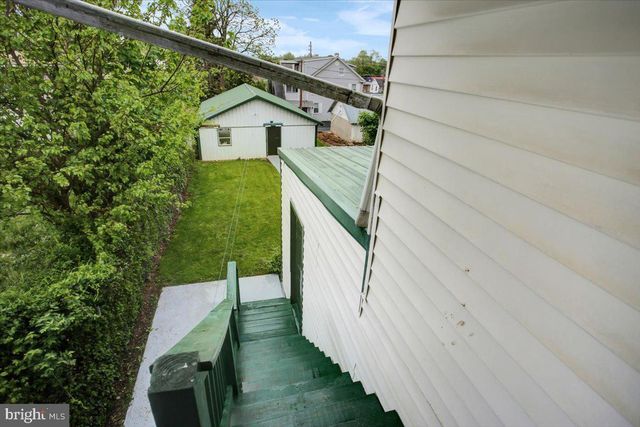 351 E BURD ST, Shippensburg, PA 17257