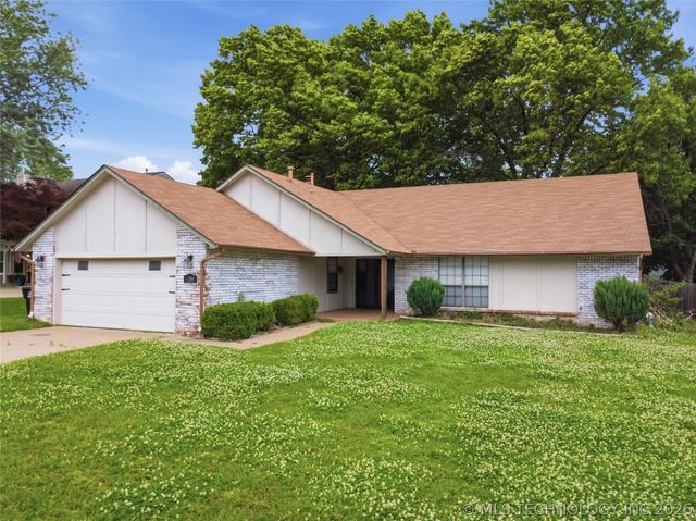6309 S Ash Avenue, Broken Arrow, OK 74011
