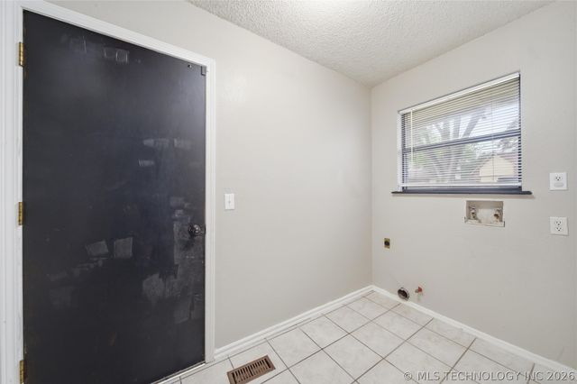 6309 S Ash Avenue, Broken Arrow, OK 74011