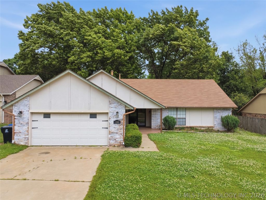 6309 S Ash Avenue, Broken Arrow, OK 74011