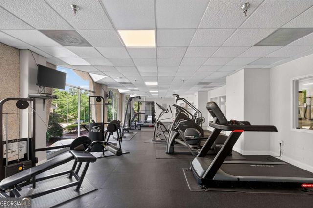 2479 Peachtree Road NE 214, Atlanta, GA 30305