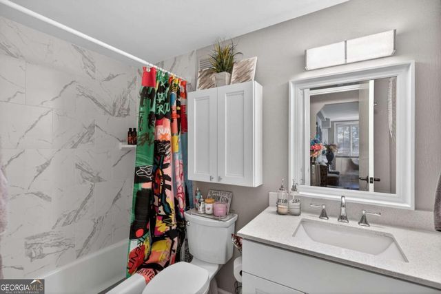 2479 Peachtree Road NE 214, Atlanta, GA 30305