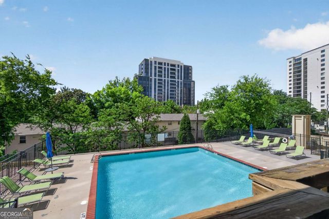 2479 Peachtree Road NE 214, Atlanta, GA 30305