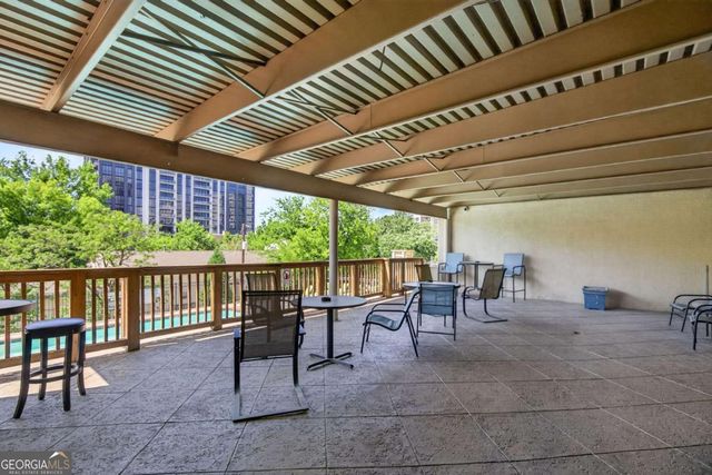 2479 Peachtree Road NE 214, Atlanta, GA 30305