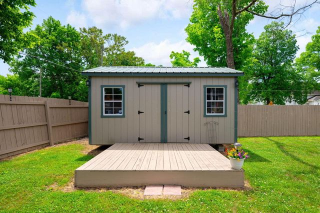 504 Retro Hughes Road, Sale Creek, TN 37373