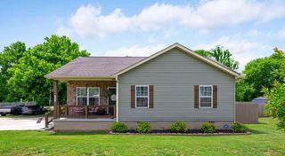 504 Retro Hughes Road, Sale Creek, TN 37373