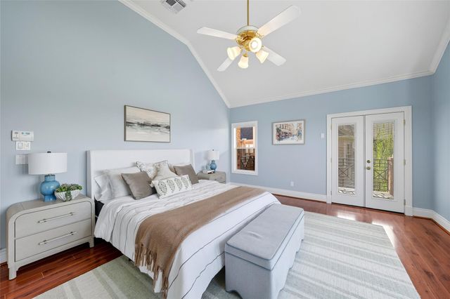 5934 Stratford Gardens Drive, Sugar Land, TX 77479