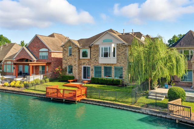 5934 Stratford Gardens Drive, Sugar Land, TX 77479