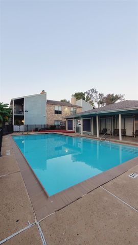 3768 Tanglewilde Street J5, Houston, TX 77063