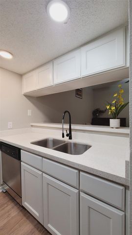 3768 Tanglewilde Street J5, Houston, TX 77063