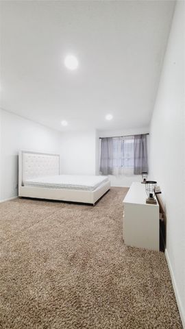 3768 Tanglewilde Street J5, Houston, TX 77063