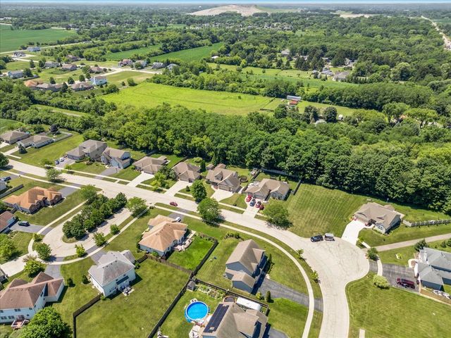 230 English Lane, Winthrop Harbor, IL 60096