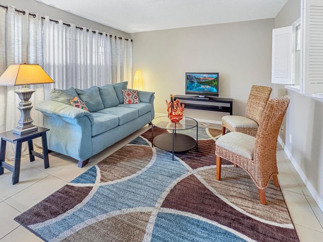 1013 HARWOOD C 1013, Deerfield Beach, FL 33442