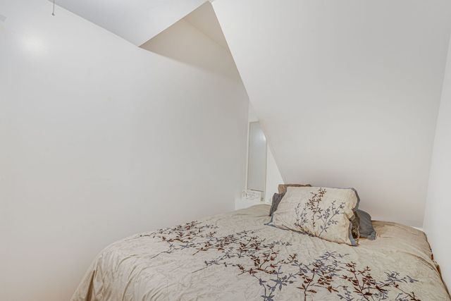 931 Brummel Street 103, Evanston, IL 60202