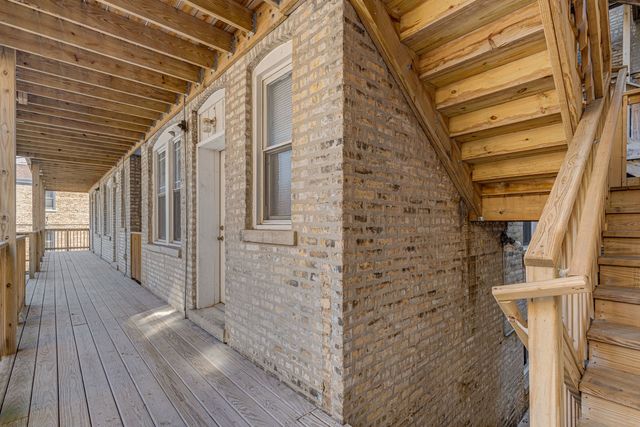 931 Brummel Street 103, Evanston, IL 60202