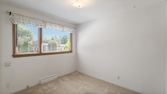 7017 N Post St, Spokane, WA 99208